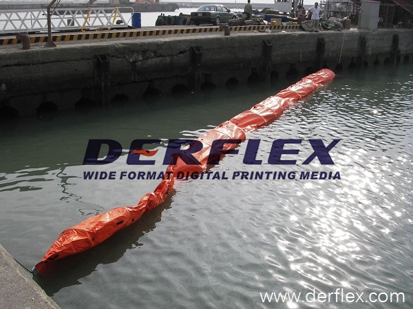 floating oil boom