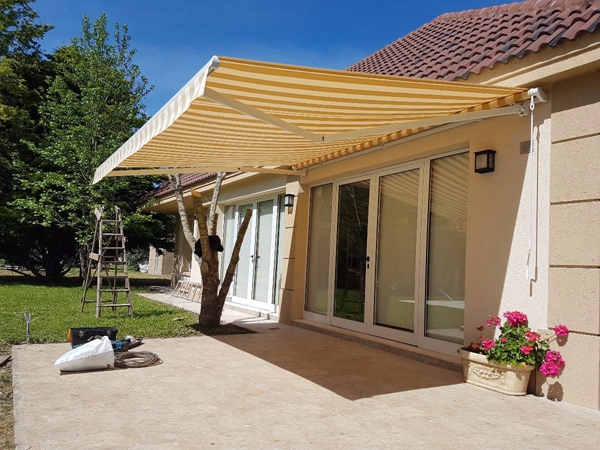 Lonas de PVC impermeable para toldos de terraza