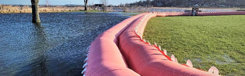 Inflatable Flood Barrier High Strength PVC Flood Protection Solution 
