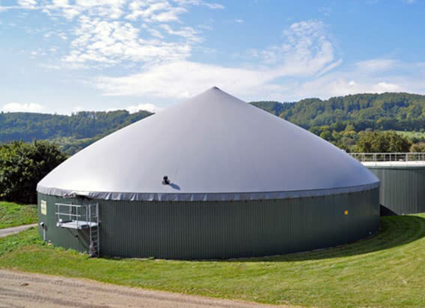 DERFLEX Biogas Membrane – installed in digester